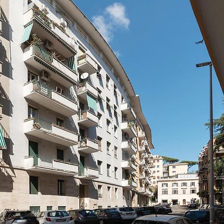 Vatican Corner Family Apartment Rom Exteriör bild